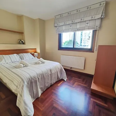 Apartamento Próximo Playa Amplia Vivienda Vigo